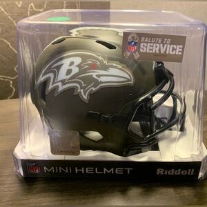 BALTIMORE RAVENS SALUTE TO SERVICE 2022 REPLICA MINI HELMET NFL RIDDELL